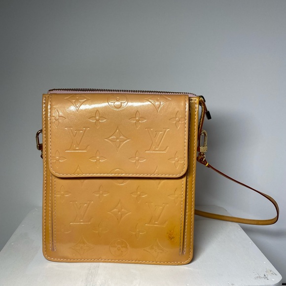 Louis Vuitton Handbags - Louis Vuitton Mott Vernis Sm Light Orange bag